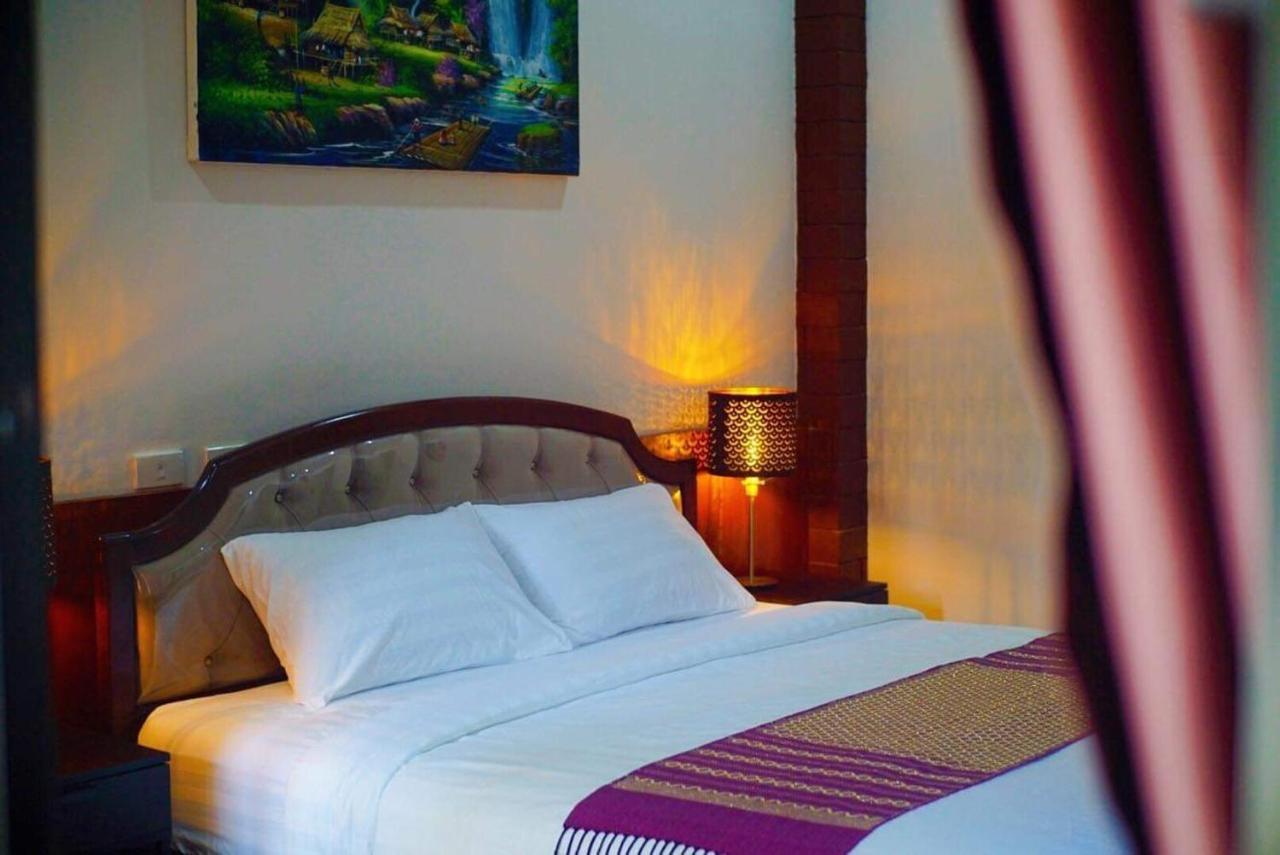 Punyin Hotel Inthanon -ปั้นหยิ่น โฮเทล Chom Thong Exterior foto